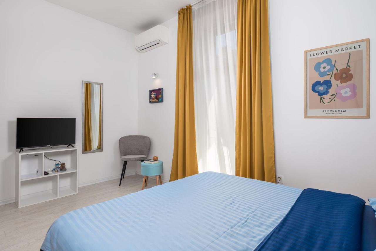 Studio Apartments Fran'S 里耶卡 外观 照片