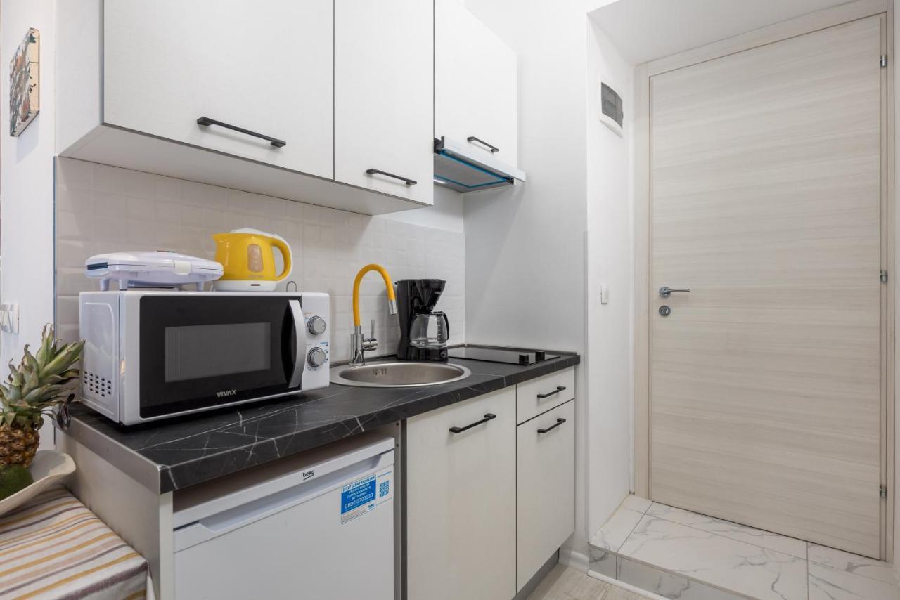 Studio Apartments Fran'S 里耶卡 外观 照片