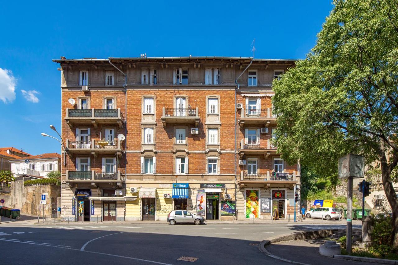 Studio Apartments Fran'S 里耶卡 外观 照片
