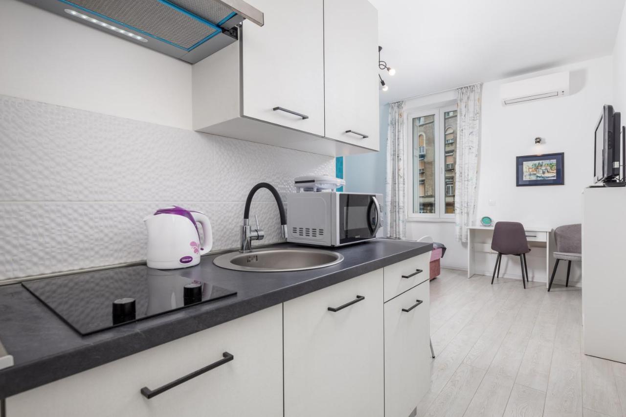 Studio Apartments Fran'S 里耶卡 外观 照片