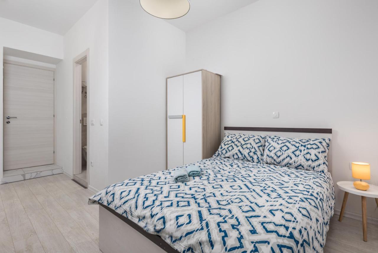 Studio Apartments Fran'S 里耶卡 外观 照片