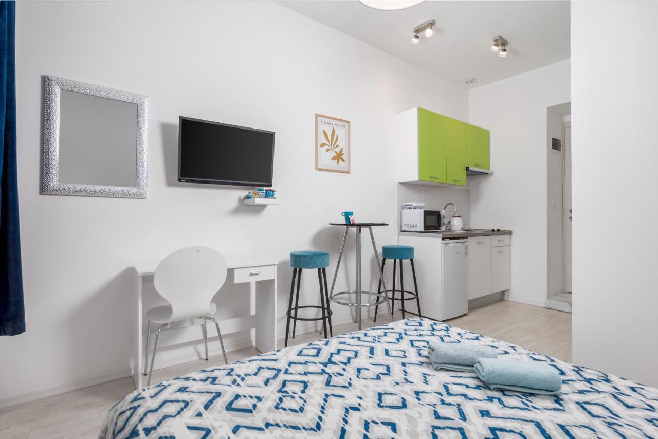 Studio Apartments Fran'S 里耶卡 外观 照片