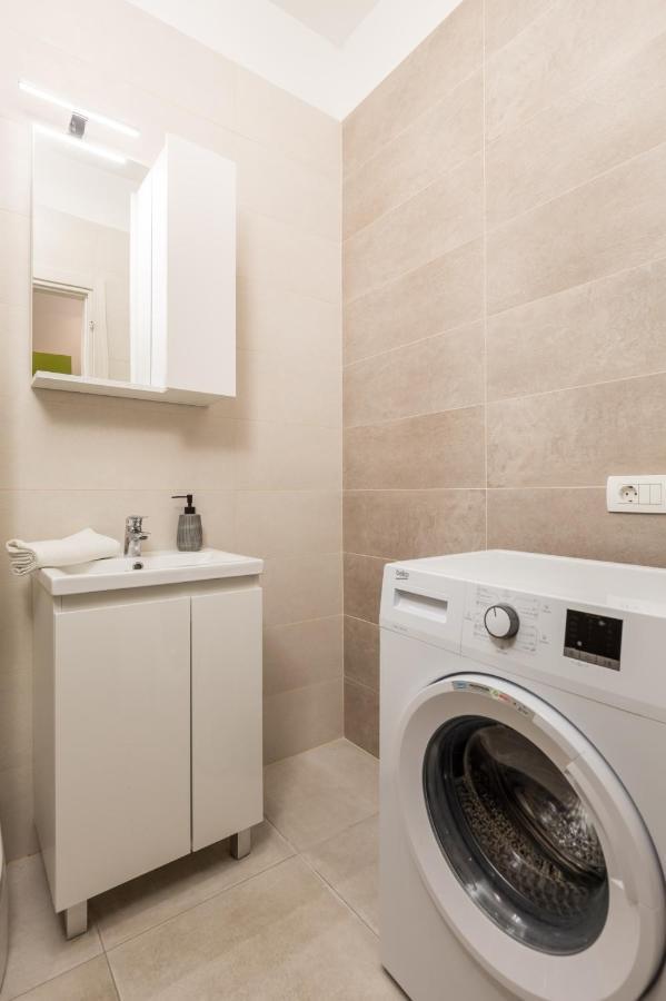 Studio Apartments Fran'S 里耶卡 外观 照片
