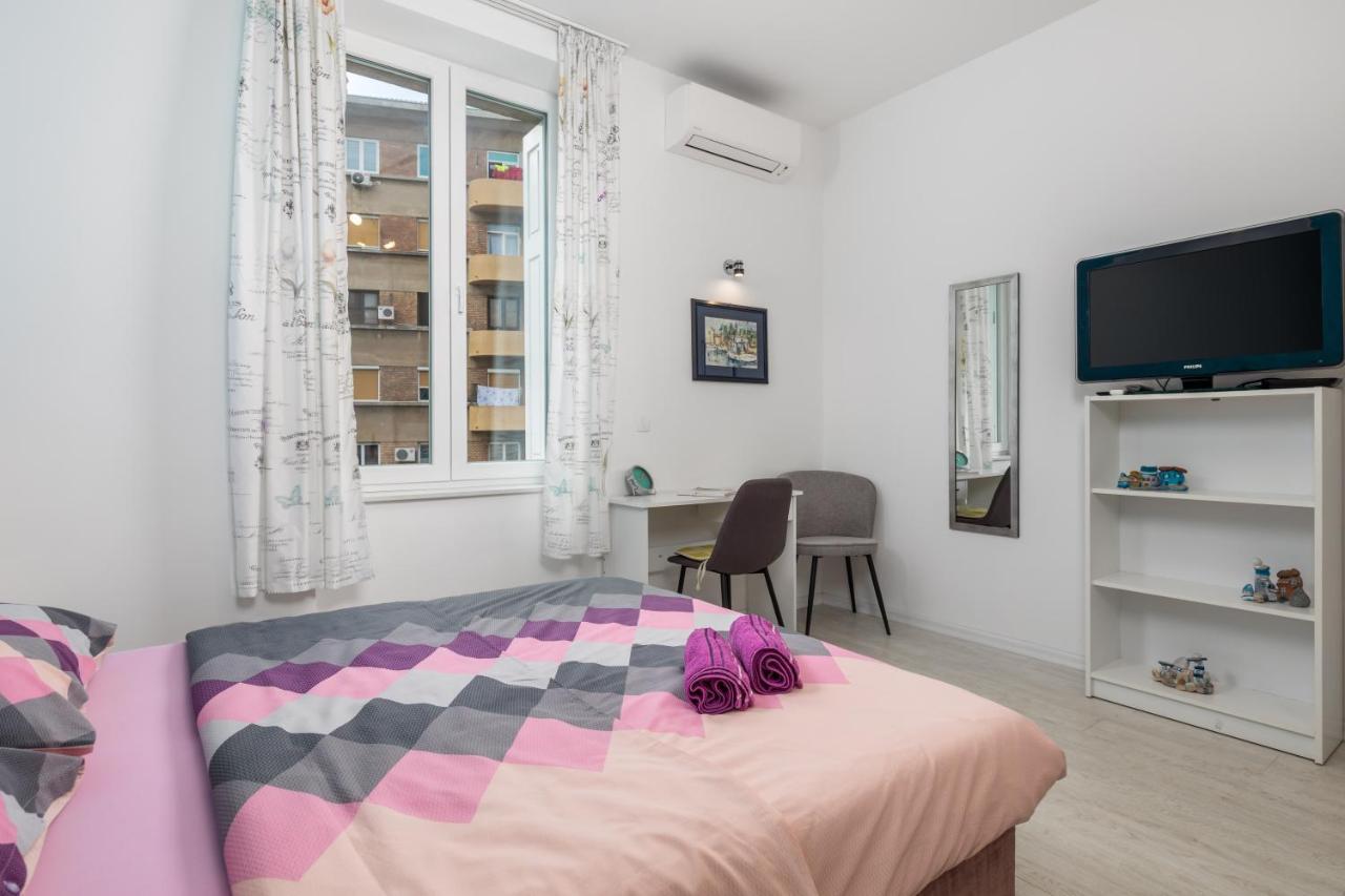 Studio Apartments Fran'S 里耶卡 外观 照片